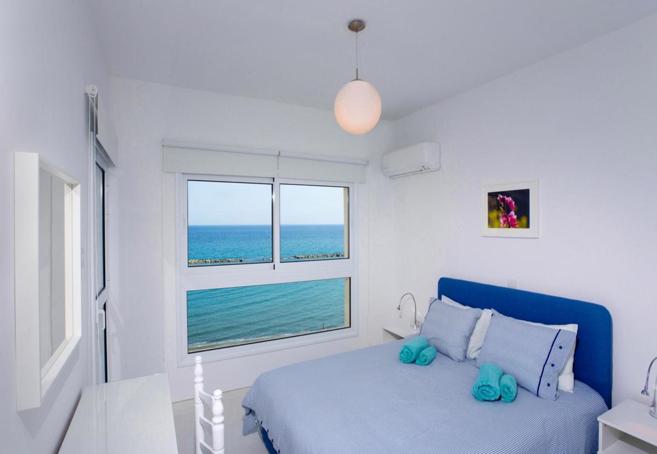 Bedroom with Seaviews