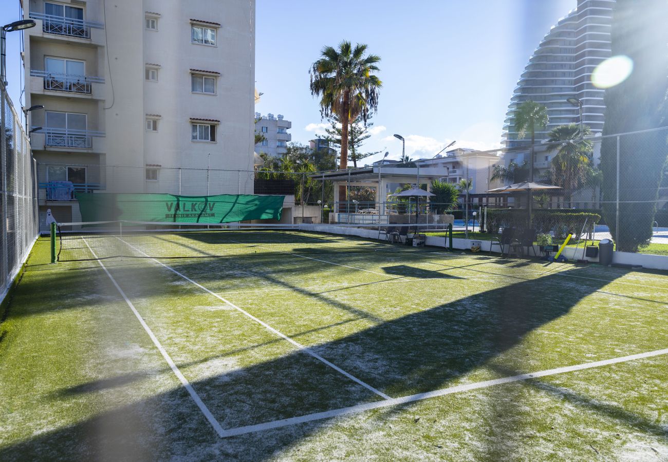 Complex Communal Tennis Court