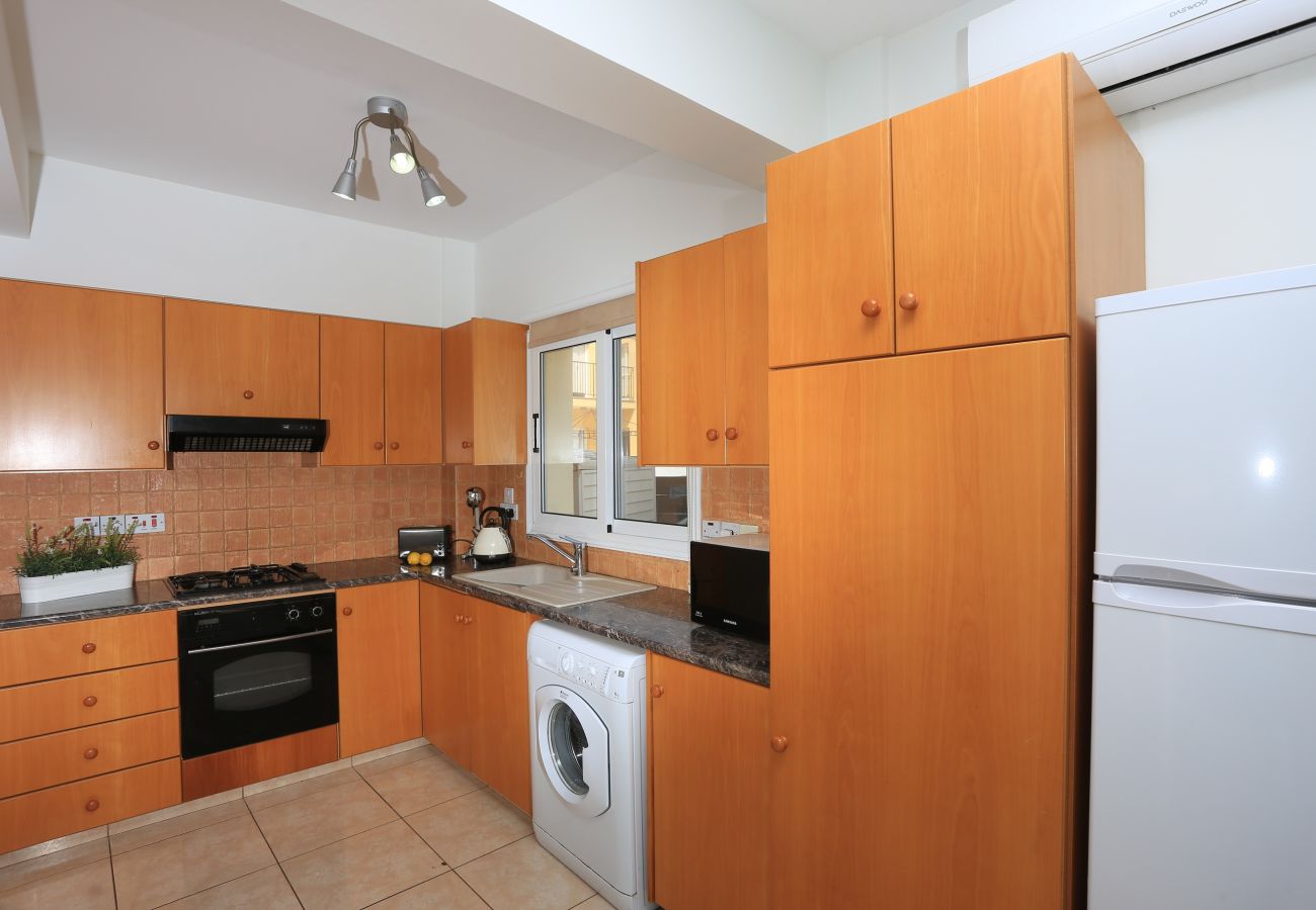 Fully Equipped, Open Plan Kitchen