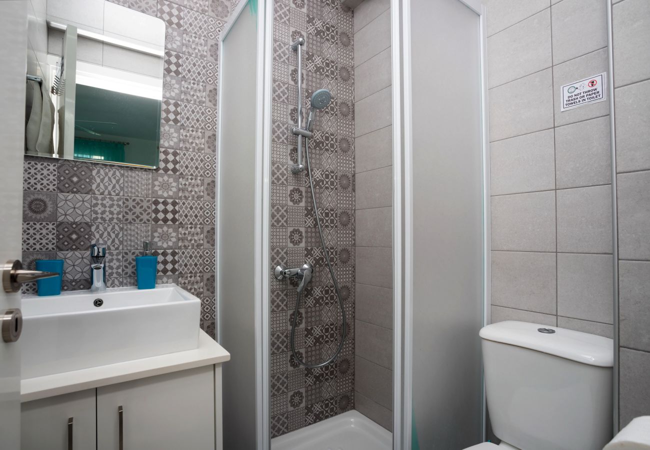 Ensuite bathroom with shower