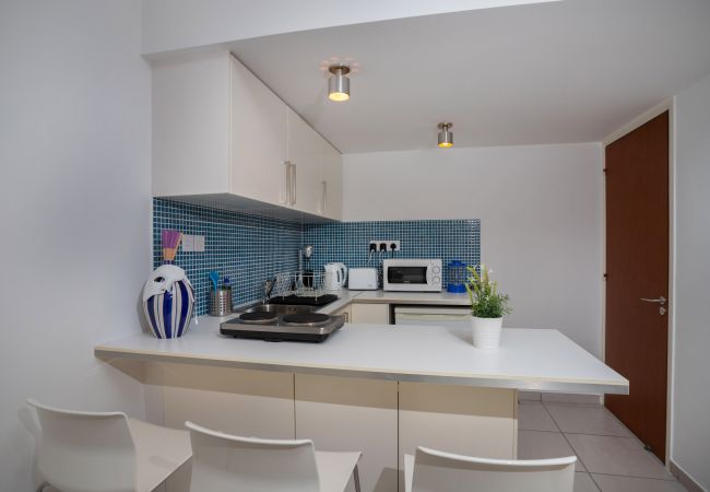 Studio in Agios Tychonas - Athenaeum Beach Studio Studio in Agios Tychonas - Athenaeum Beach Studio