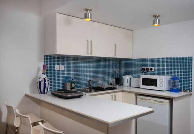 Studio in Agios Tychonas - Athenaeum Beach Studio Studio in Agios Tychonas - Athenaeum Beach Studio