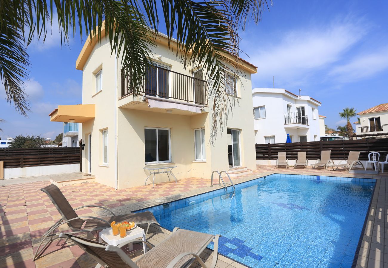 Villa in Ayia Napa - Seabreeze Villa No.4