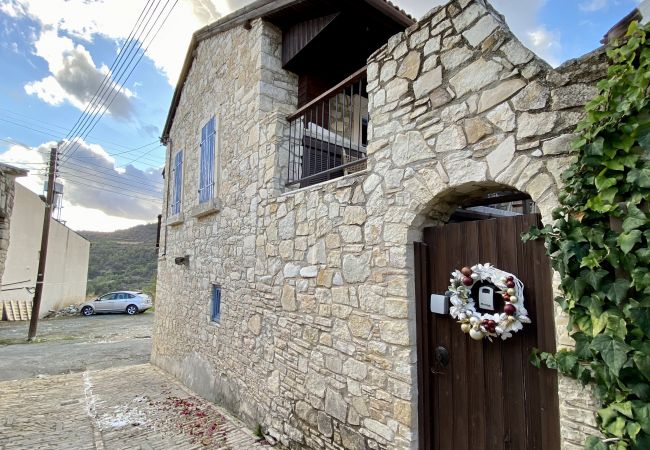 Country house in Dhoros - Leonys House Country house in Dhoros - Leonys House