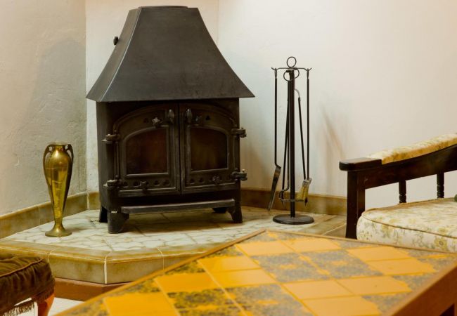 Country house in Dhoros - Old Olive Mill House Country house in Dhoros - Old Olive Mill House