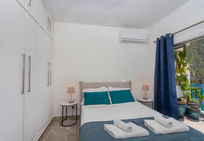 Apartment in Agios Tychonas - White Arches Sea View Apt No.2 Apartment in Agios Tychonas - White Arches Sea View Apt No.2