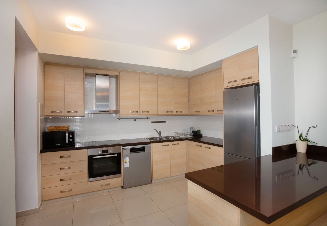 Fully Equipped, Open Plan Kitchen