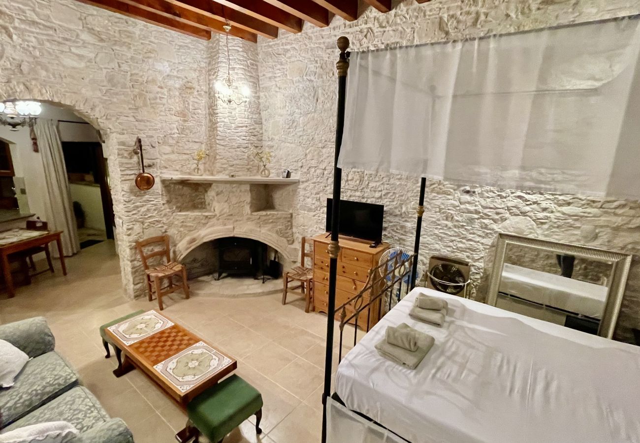 Studio in Dhoros - Juliet Suite Studio