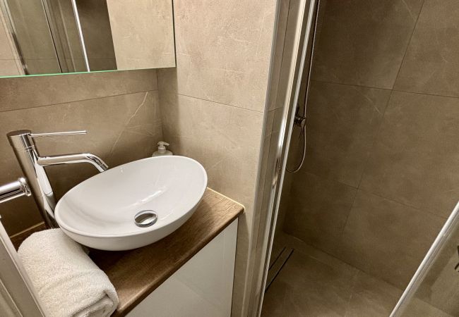 Apartment in Limassol - Seabreeze City Center Flat No.5 Apartment in Limassol - Seabreeze City Center Flat No.5