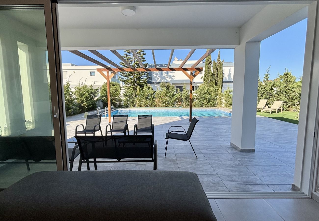 Villa in Pervolia - Sunrise Villa with Private Pool