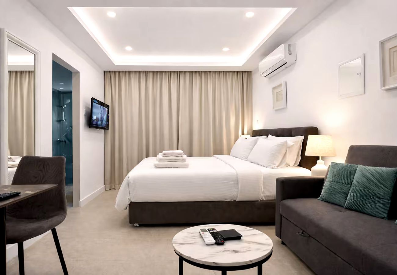 Studio in Agios Tychonas - White Arches Studio Suite