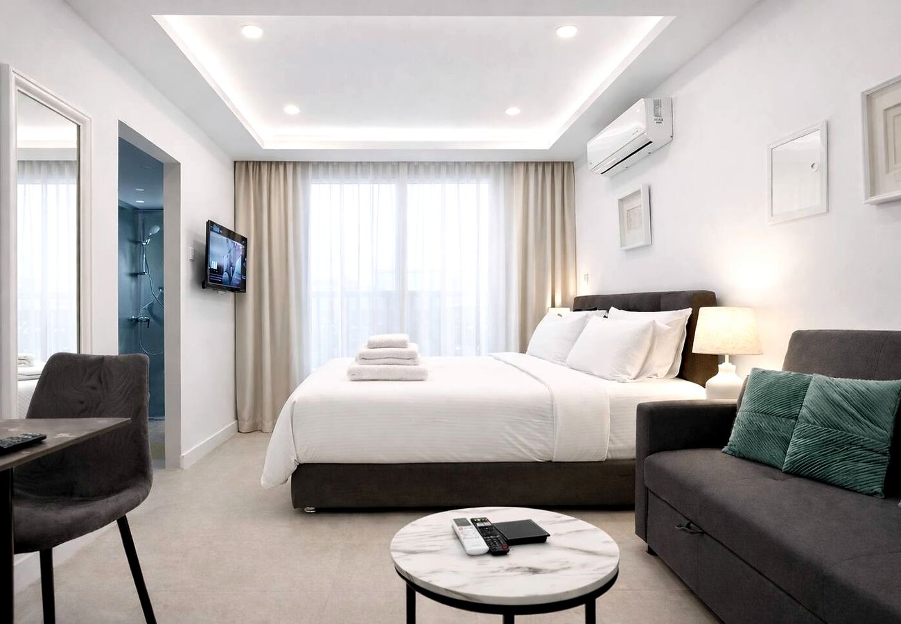 Studio in Agios Tychonas - White Arches Studio Suite